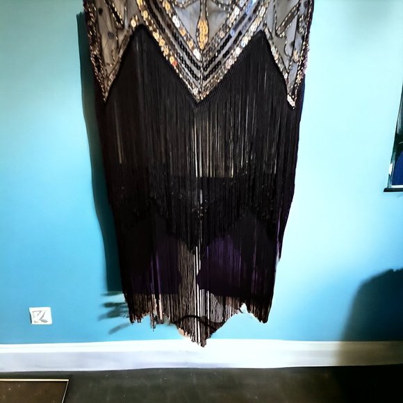 1920s Gatsby Inspired Rose and Leaves Sequin Flapper Dress (XL) - Picture 12 of 14